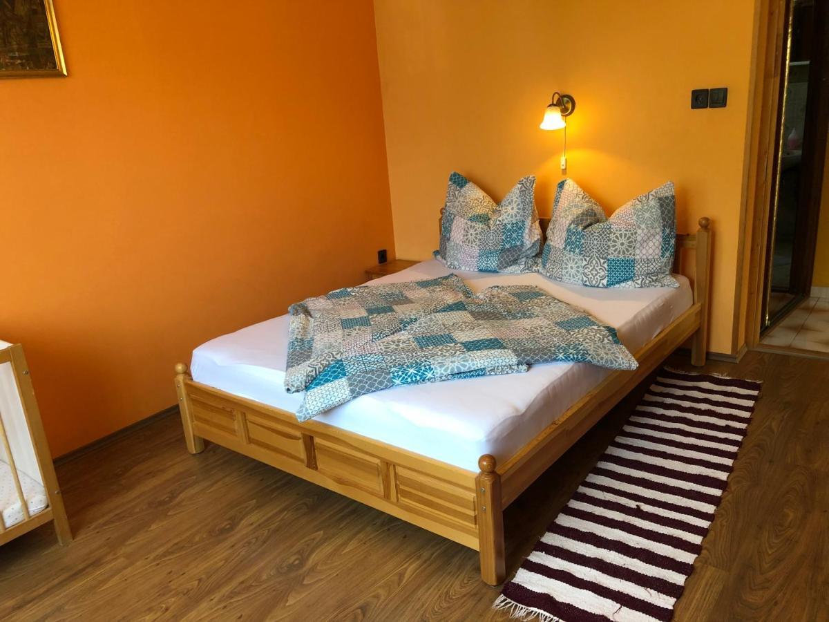 Valentin Vendeghaz Hotel Balatonlelle Buitenkant foto