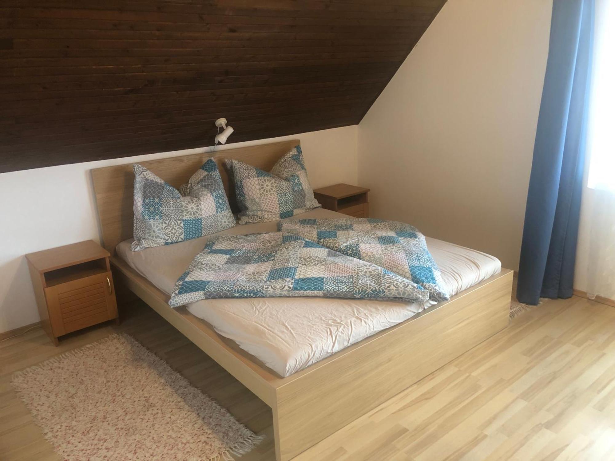 Valentin Vendeghaz Hotel Balatonlelle Buitenkant foto