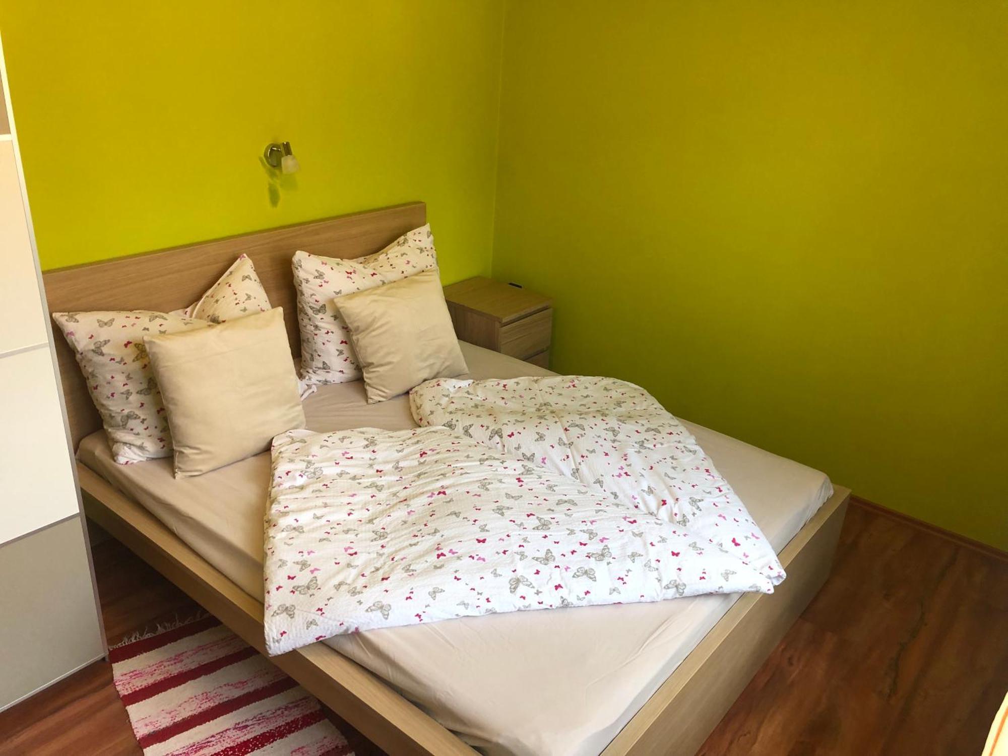 Valentin Vendeghaz Hotel Balatonlelle Buitenkant foto