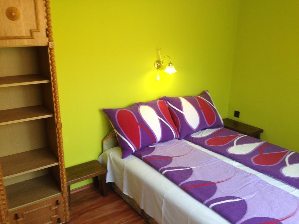Valentin Vendeghaz Hotel Balatonlelle Buitenkant foto